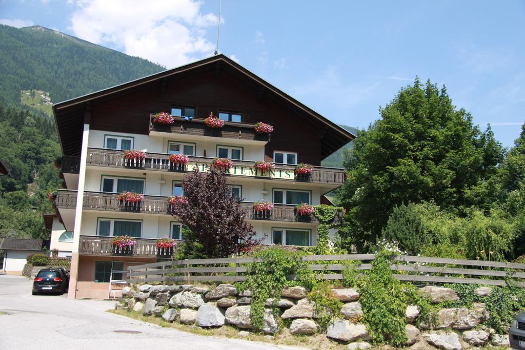 Appartementhaus Sporthotel Moelltal ฟลาทอาค ภายนอก รูปภาพ